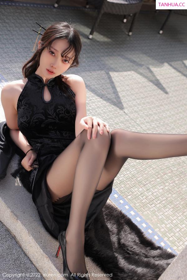 玥儿玥  [XiuRen]高清写真图 2022.12.27 No.6050 玥儿玥er 海南旅拍第18张图片